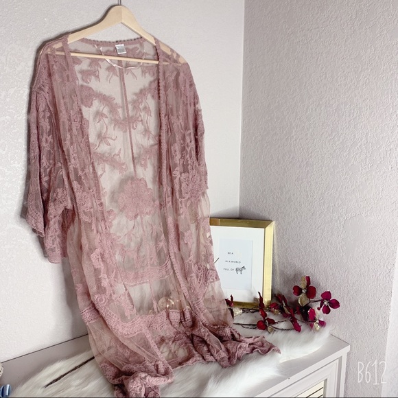 Express Other - Gorgeous Sheer Lace Express Kimono • M • Taupe